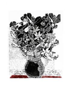 Xilogravura Vaso com Flores Faixa by Rafael Cão impressa em papel especial, utilizando a técnica da xilogravura, que utiliza madeira para reproduzir a imagem no papel, medindo 66 cm de altura por 50 cm de largura, feita na cor preta com detalhes na cor ve